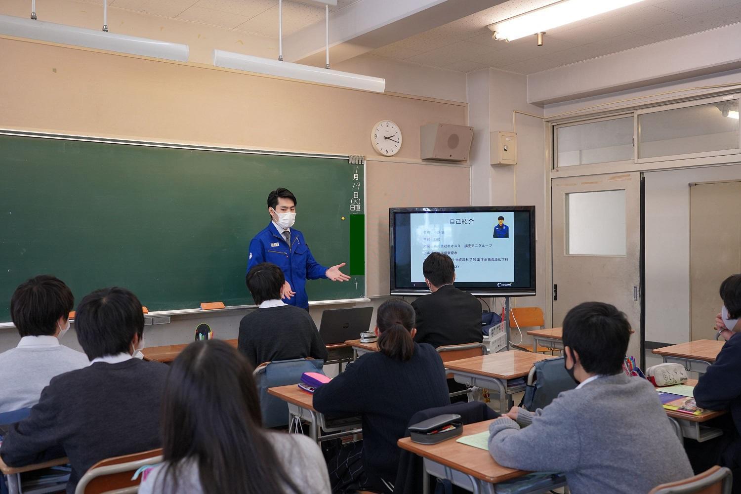 横浜市の中学校で職業講和を行いました!